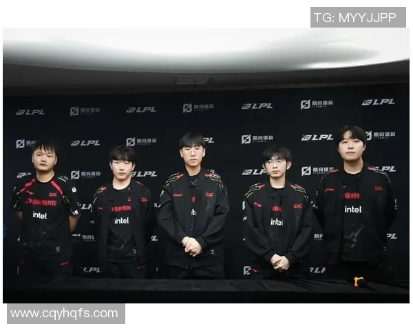 JDG战队灵活性分析与DOTA2战术创新的深度探讨